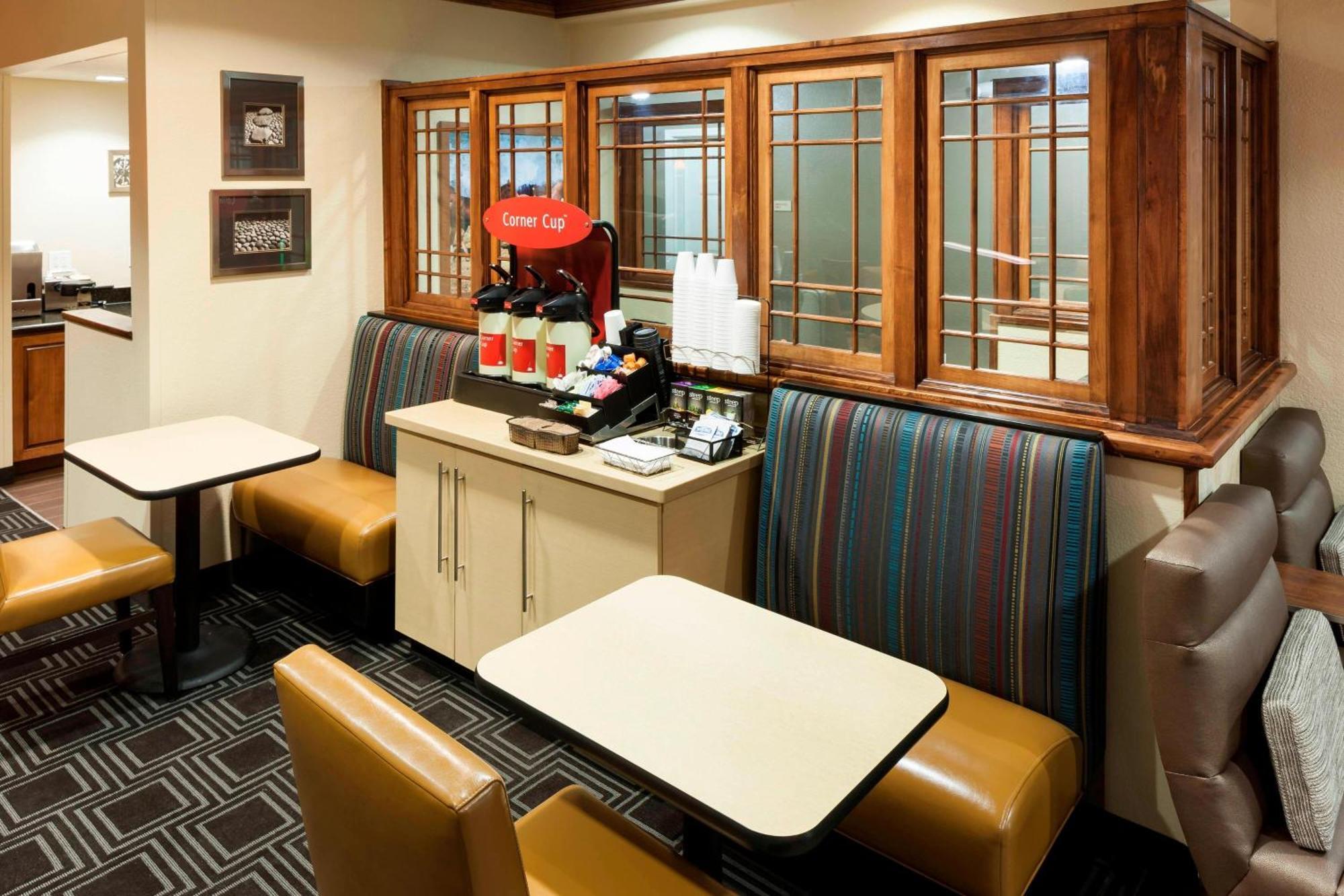 Towneplace Suites By Marriott Texarkana Exterior photo
