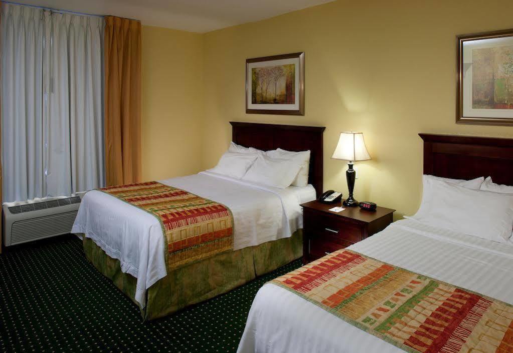 Towneplace Suites By Marriott Texarkana Exterior photo